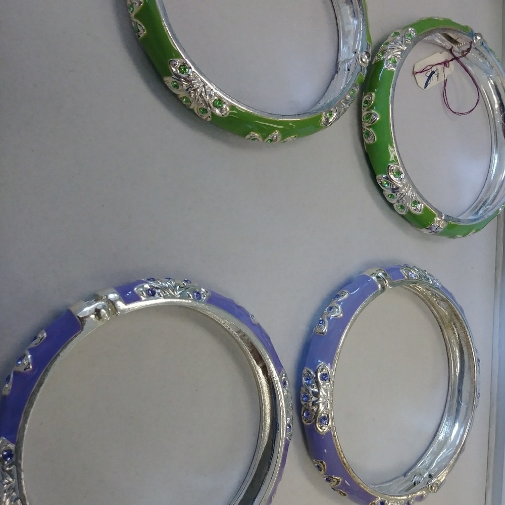 Colorful Bracelets - Picture 2 of 3